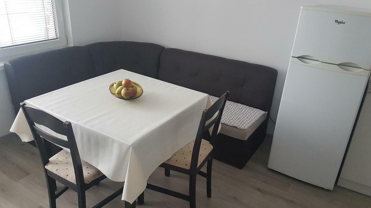 Roza Apartment Varna Extérieur photo